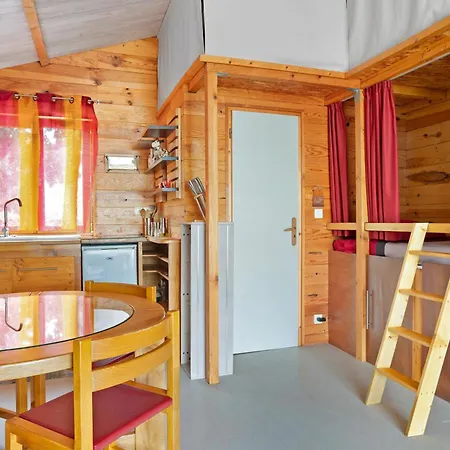 Athome Апартаменты Bouhet